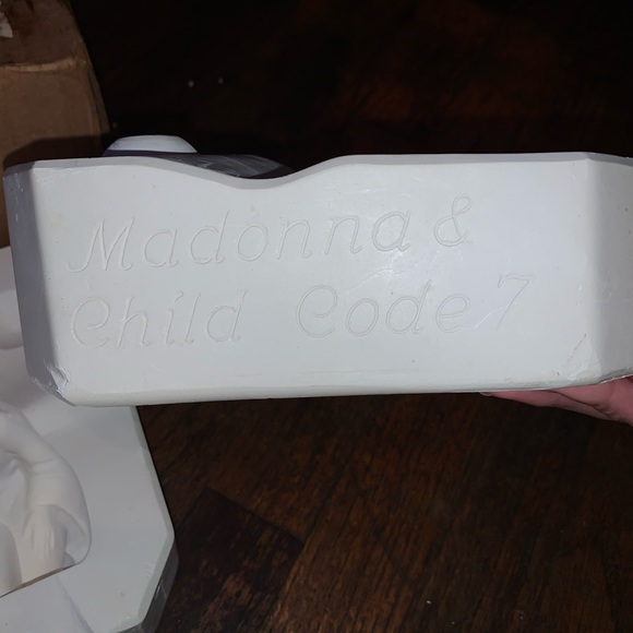 DM-381C MADONNA AND CHILD CASTING MOLD - Picture 2 of 2